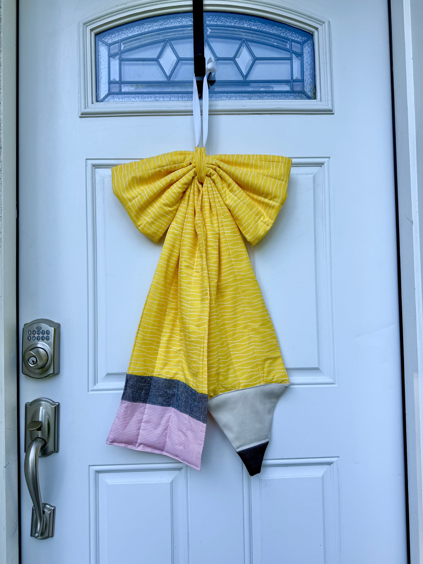Quilted Door Bow ~sample sale~ Pencil